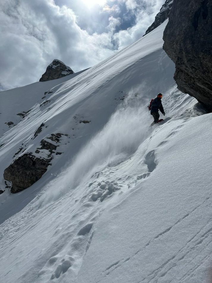 Splitboarding April 2023 White Horizons